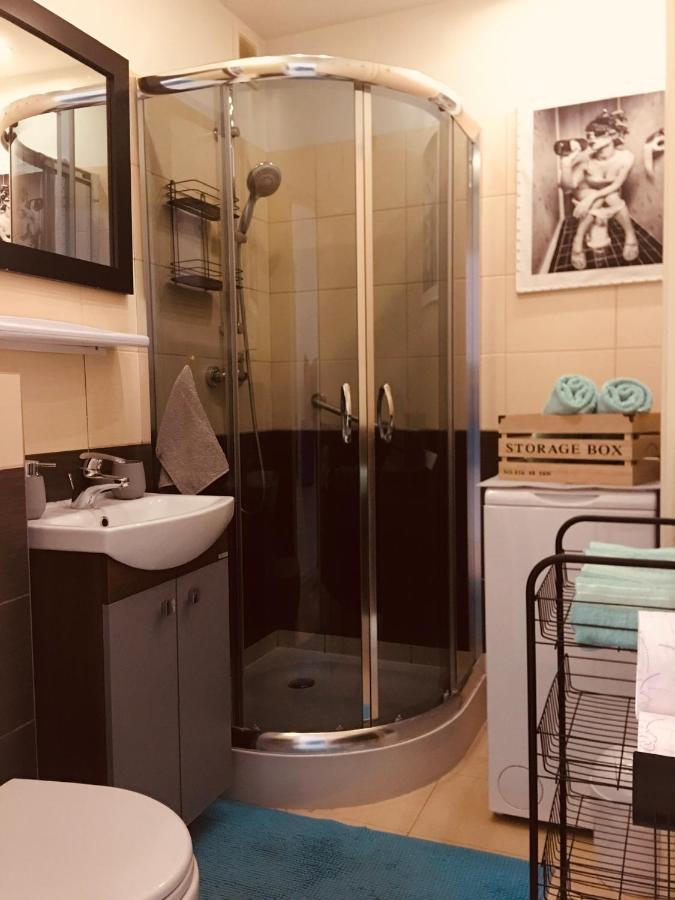 Apartament Unezko Gdansk Bagian luar foto